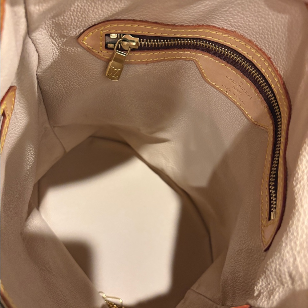 Louis Vuitton Monogram Bucket Bag - Picture 6 of 10